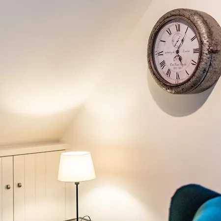 Elfzwei Apartment *